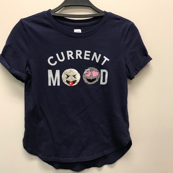 Gap Girls Navy sequin flip T shirt , SZ M, EUC - Picture 1 of 6